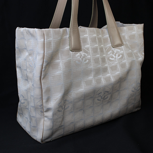 シャネル トートバッグ ニュートラベルライン ベージュ v13