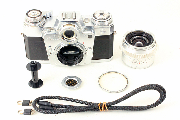 A Zeiss Ikon Contarex Bulls-eye 35mm Slr Camera Outfit Auction