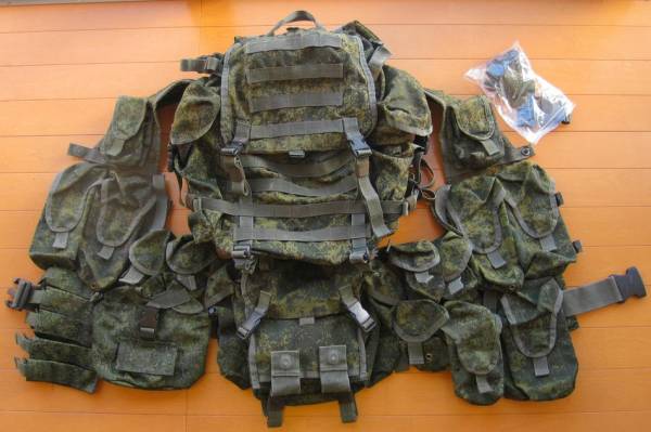 ロシア軍 6sh112 ベスト 訳あり デジタルフローラ迷彩 ソ連軍 自衛隊