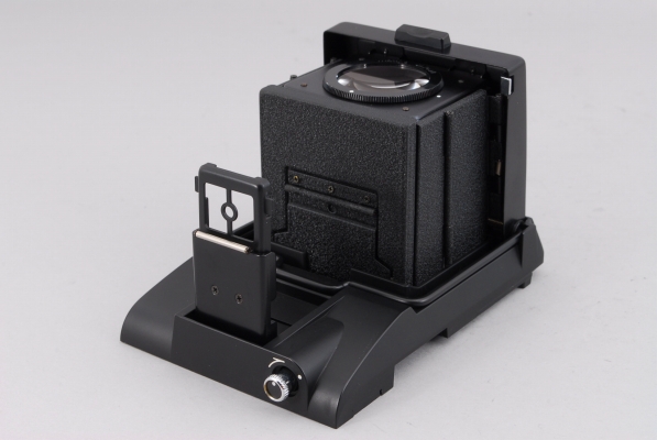 MAMIYA645 1000s本体のみ(ウエストレベルファインダー、キャップ含) MAMIYA645 1000s本体のみ(ウエストレベルファインダー、キャップ含