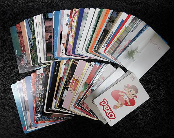 01/00-06 ⑲ テレホンカード 50度 100枚セット テレカ ペコちゃん 他