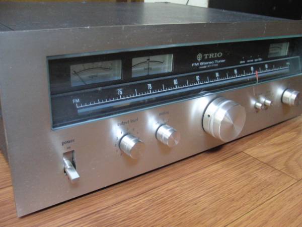 ♪～往年の名チューナー TRIO KT-7700 7連バリコン FM専用アナログ