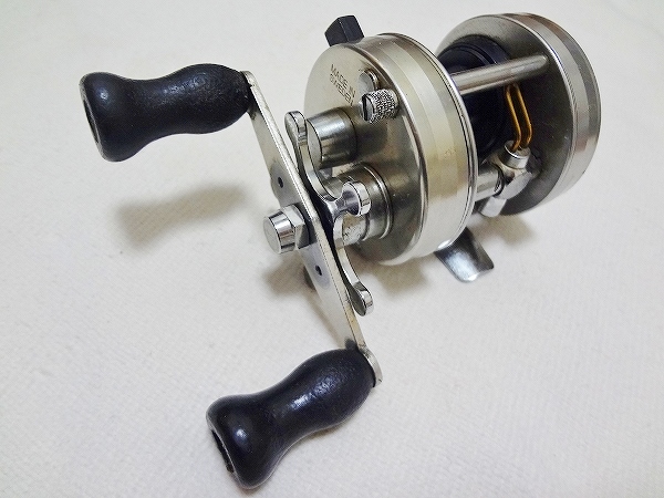 ABU アンバサダー 1500C IAR シルバー フットNo040004 （中古品/傷