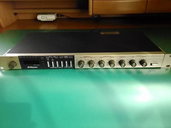 Maxon ⁄ Pitch Harmonics HD 0 Delay Fork DELAY HD1501 MARMONICS