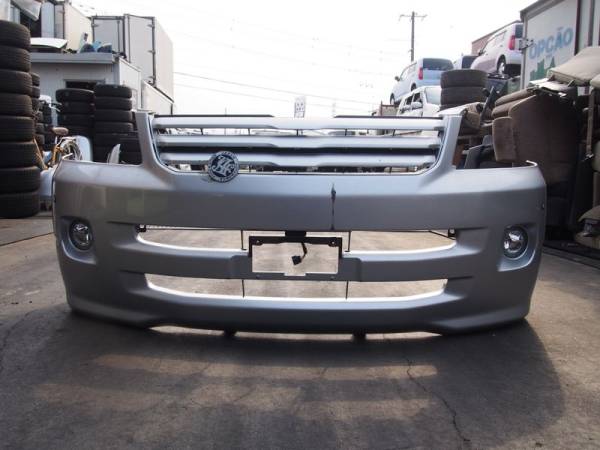 32★AZR60G ノア フロントバンパー 1D4★G