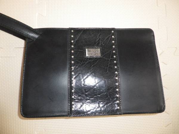 s555793008.3