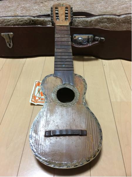 TORRICO チャランゴ 民族楽器 希少 弦楽器 チャランゴ☆Charango☆TORRICO 木製☆/南米アンデス/民族音楽/民族