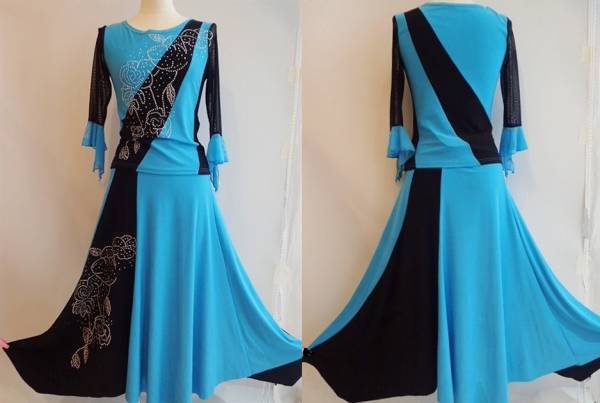 1円～美品★水色・黒の切り替え上下セット★Ｍサイズ★ジルコン美しい！