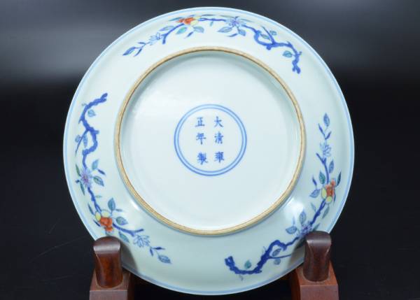 飛】中国美術 大清雍正年製 豆彩花文盤 皿 古玩CVF5