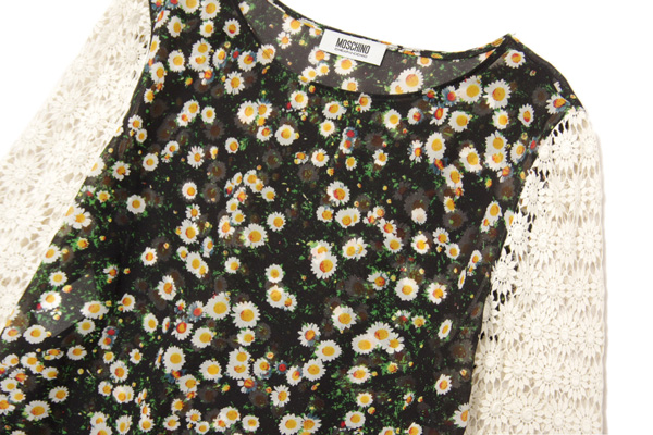 美品★モスキーノチープ＆シック4万★素敵！シルクブラウスY329