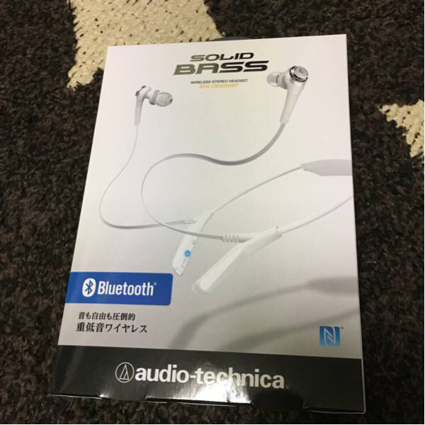 【新品】SOLID BASS ワイヤレスステレオヘッドセット ATH-CKS550BT☆audio-technica ホワイト