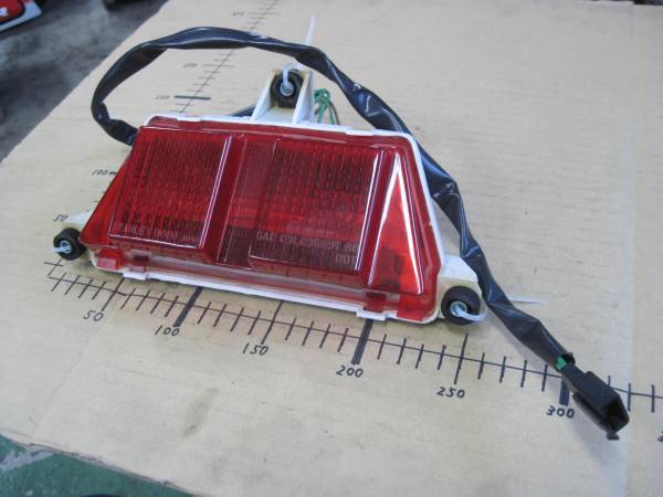 VFR750R[RC30/MR7]純正テールランプASSY 新同品 VFR750R用テールランプ