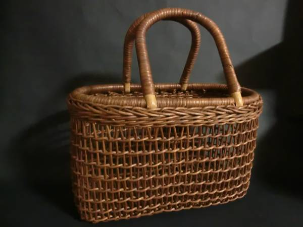 籐　透かし編み　小さなカゴ　バスケット　籠/和装　着物　浴衣