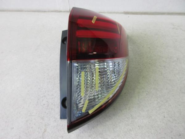 即決　ホンダ　ヴェゼル　HV　RU3　純正　右テールライト　KOITO　220-62164
