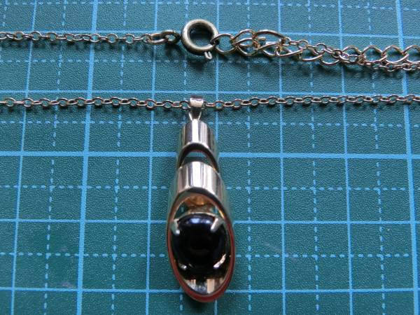 SALE送料62筒をスライス天然石?オニキス?黒い石ペンダントgold系ネックレス_1