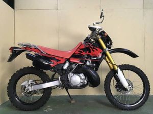 ホンダ CRM250のYahoo!オークション(旧ヤフオク!)の相場・価格を見る