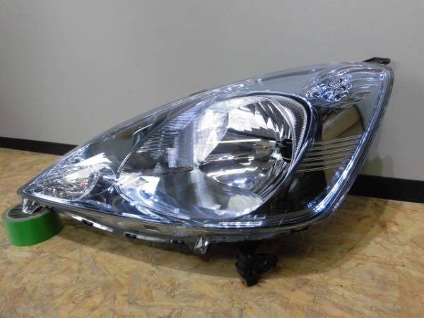 フィット シャトル/ハイブリッド/GP2/前期/純正左ヘッドライトユニット/STANLEY P6865/33150-TF7-J01