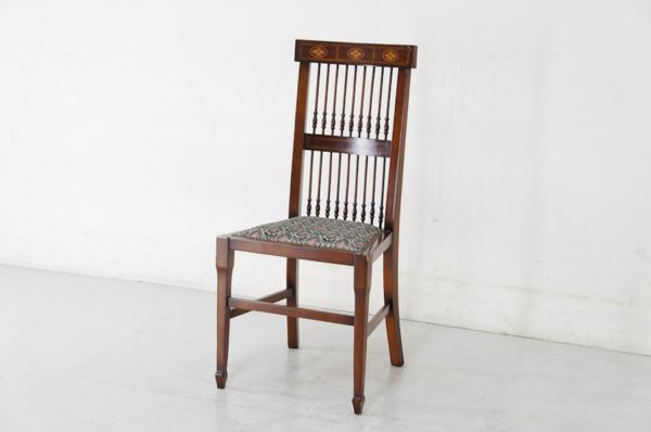 ☆イタリア製☆ダイニングチェア☆アンティーク調 鋲打ち 象嵌 椅子