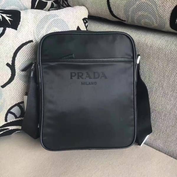 PRADA プラダ バッグ メンズ レディースロゴ ナイロンVA0795 ショルダーバッグ PRADA ブラック