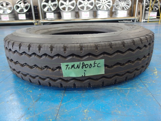 T1MN8005C　225/80R17.5　123/122　ダンロップ　SP524TS　1本　新車外し！