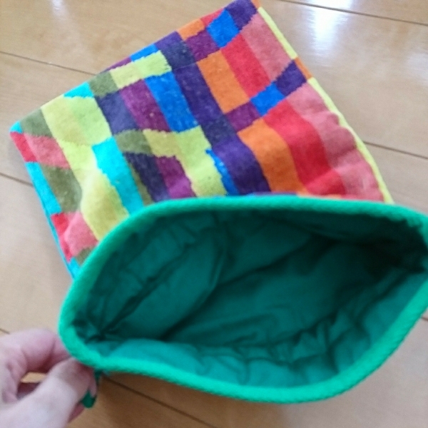 再 高級タオルサロン カラカラ タオル巾着 ポーチ 品 巾着 売買されたオークション情報 Yahooの商品情報をアーカイブ公開 オークファン Aucfan Com