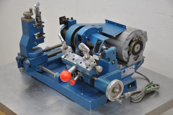 e111☆フキ/FUKI☆キーマシン/FC-2/合鍵複製機/鍵屋/卓上/コンパクト/動作保証◎