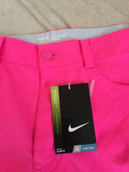 新品NIKE GOLF ナイキ ゴルフ メンズ DRI-FIT STAYCOOL SLIM Fit ショートパンツ