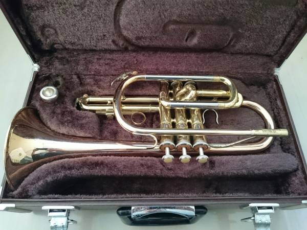 貴重な美品 ヤマハ コルネット YCR-334 赤ベル ☆希少 ヤマハ ロングコルネット YAMAHA YCR-334 赤ベル☆ YAMAHA
