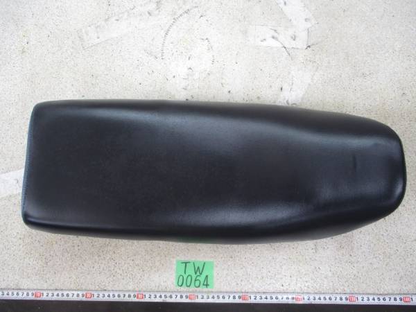 64 TW225 TW シート 社外 100サイズ シート 0 TW