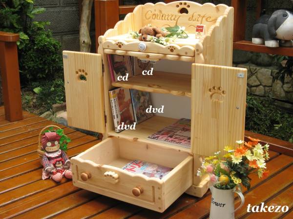 ☆肉球がかわいいワイドキャビネット☆カントリー家具☆手作り 肉球が