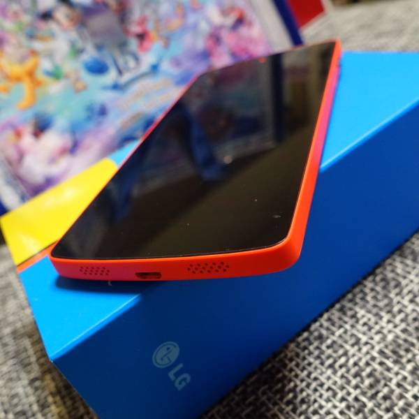 《超美品》Nexus5 レッド 32GB LG-D821 ワイモバイル EM01L SIMフリー_2
