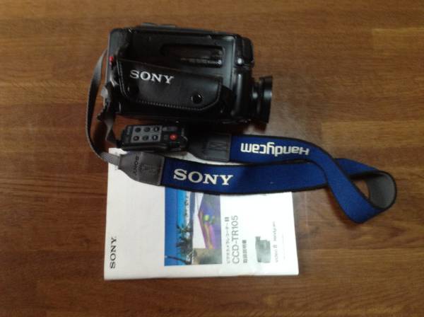 SONYビデオカメラレコーダー8 CCD-TR105 CCD-TR105 ジャンク品 SONY