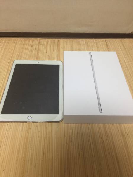 iPad Pro 9.7インチ 32GB Wifi+Cellular シルバー ジャンク品