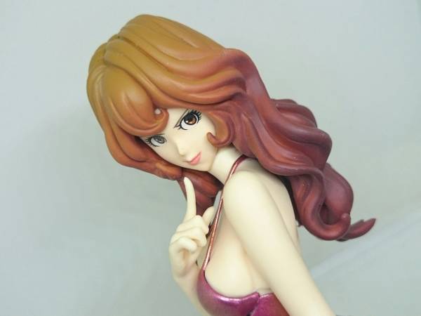 ルパン三世 峰不二子 フィギュア glitter&glamours メタリック