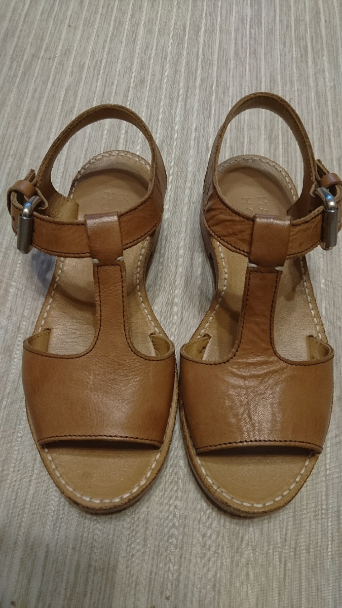 売切マーガレットハウエル本革Tストラップ レザー サンダル23cmキャメル シューズMHL.