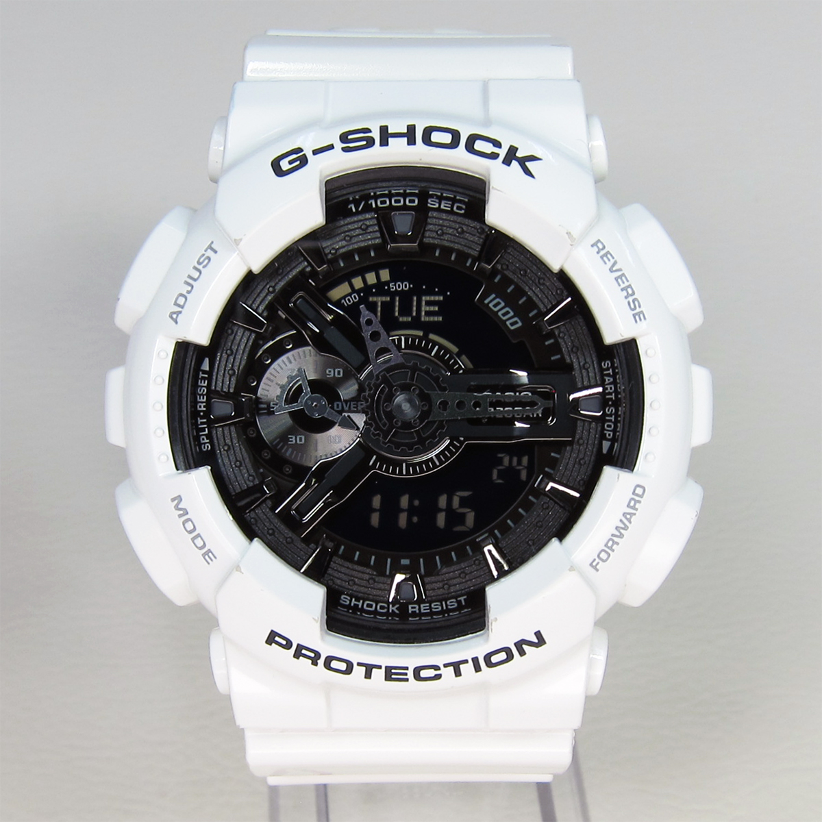 GA-110GW-7AJF G-SHOCK CASIO White | Black Big Case Watch メンズ 
