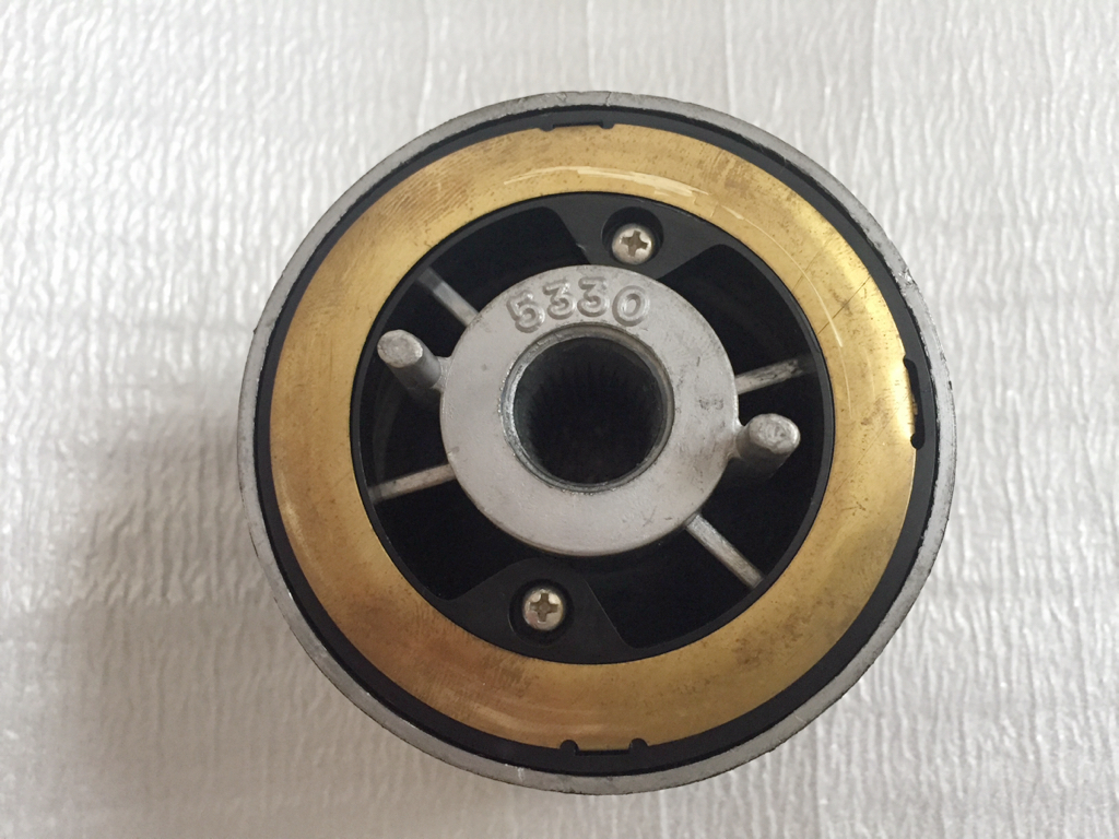 希少当時物 旧車等当時物 NARDI DATSUN NISSAN ステアリングボスCOD