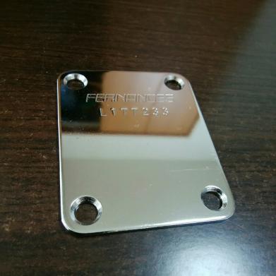 Fernandes Tej フェルナンデス ネックプレート Lシリアル シルバー ネック 売買されたオークション情報 Yahooの商品情報をアーカイブ公開 オークファン Aucfan Com