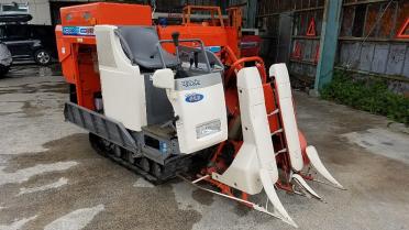 ☆三重発 クボタ コンバイン SR14 2条刈 軽油 農業 完全売切り！