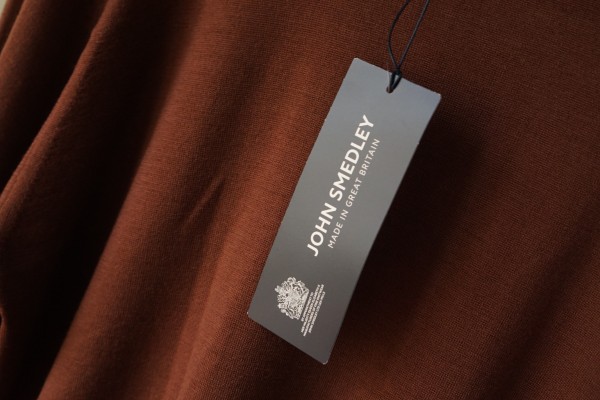 新品 ジョンスメドレー JOHN SMEDLEY モックネック タートルネック ウール サイズM ENGLAND製 イギリス製