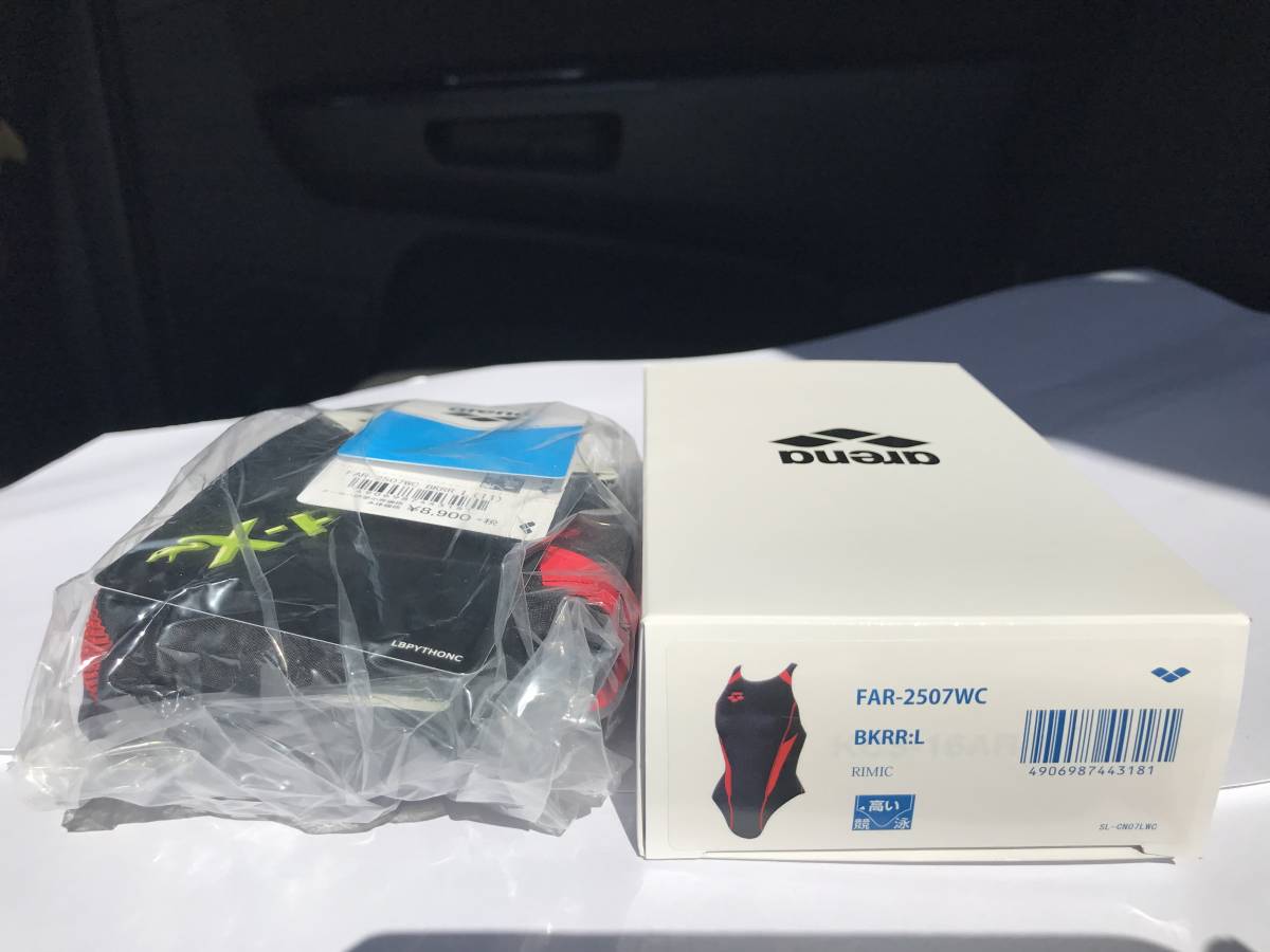 新品　タグ箱付き　アリーナレディース競泳水着　NUX－Ｆ　ＦＡＲ２５０７ＷＣ　サイズL　水球ヤンキース　新川優愛着用モデル_3