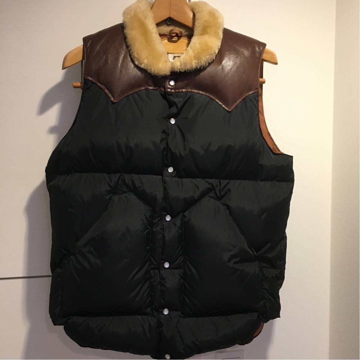 Rocky Mountain ダウンベスト Featherbed（ロッキーマウンテンフェザー 