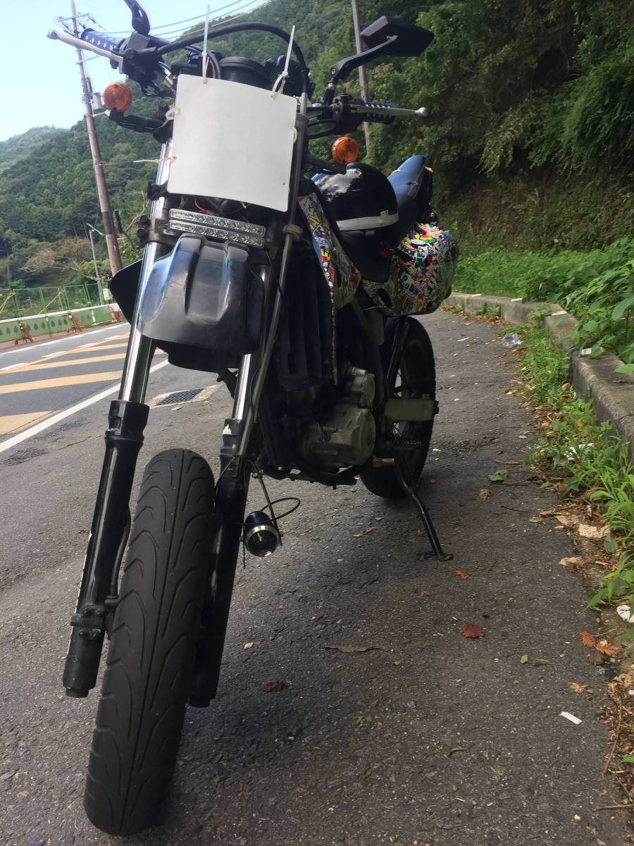 Klx250es ステッカーボム モタード マフラー改 はおまけ多数dトラッカー乗りにも 126cc 250cc 売買されたオークション情報 Yahooの商品情報をアーカイブ公開 オークファン Aucfan Com