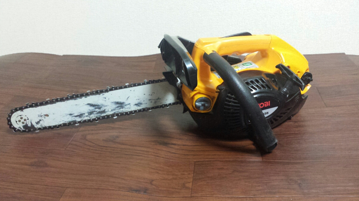 RYOBI リョービ エンジンチェンソー ESK-3635 ガソリン 2サイクルエンジンオイル グリーン50 排出ガス自主2次規制適合 チェーンソー中古品