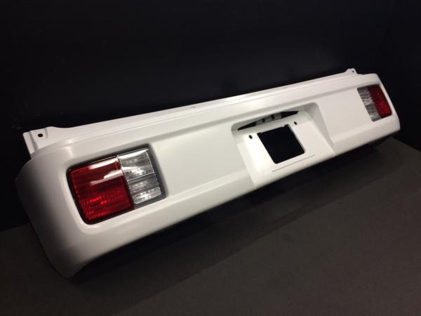 スズキ エブリィ DA17V リアバンパー テールランプ付き 白 26U 71811 
