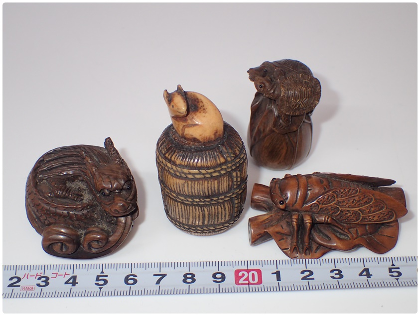 時代　骨俵に鼠根付、木彫り根付等　3点まとめて　A201　60サイズ