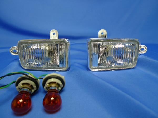 いすゞギガ用　バンパークリアーウインカーランプ　