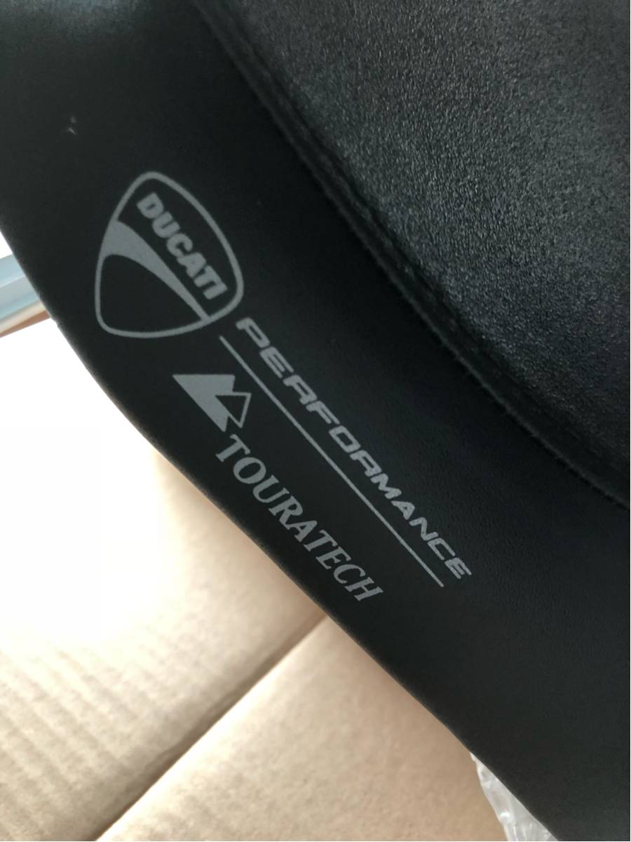 ドゥカティ(純正) ドゥカティ◯コンフォートシート◯MTS1200s◯ドゥカティパフォーマンス製◯美品◯2016◯ ドゥカティパフォーマンスシートバック のパーツ