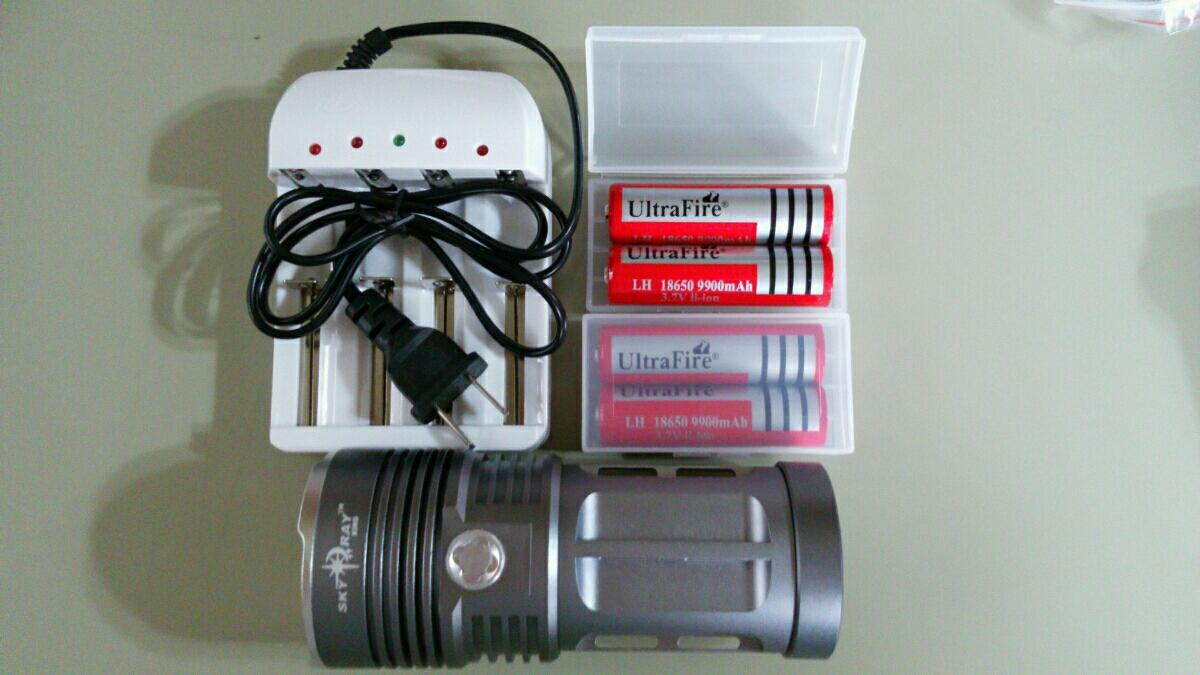 値下げ★SKYRAY★XM-L2×6灯搭載15000ルーメン★充電器付・オマケ電池付★即決特典有り★GM