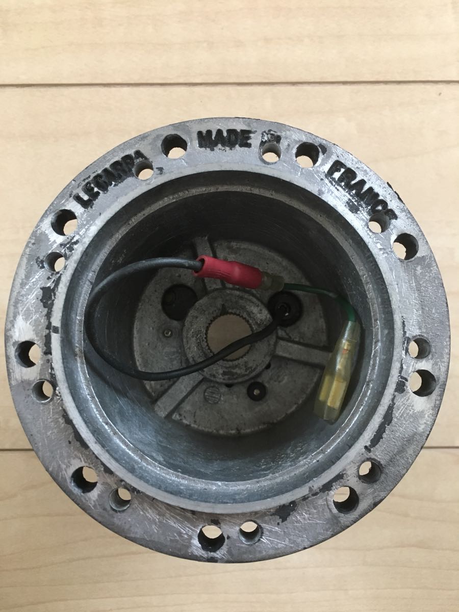 驚きの破格値，100%新品 空冷 VW レカラ ステアリングボス 74年式以降 フランス製(ステアリング、ハンドル関連用品)｜売買されたオークション情報、yahooの商品情報をアーカイブ公開 - オークファン フォルクスワーゲン用
